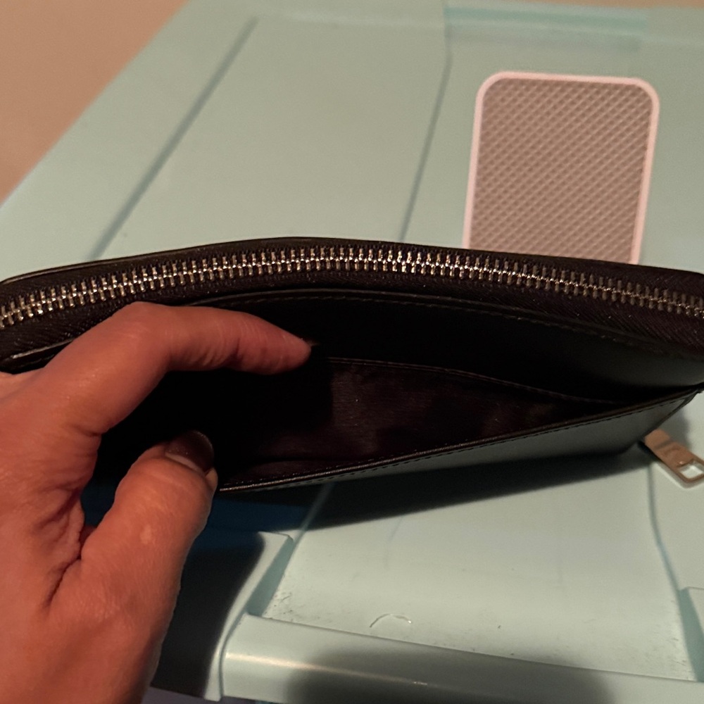 Coach Black Leather Zip Wallet with Snoopy and Woodstock Accent - Picture 4 of 4